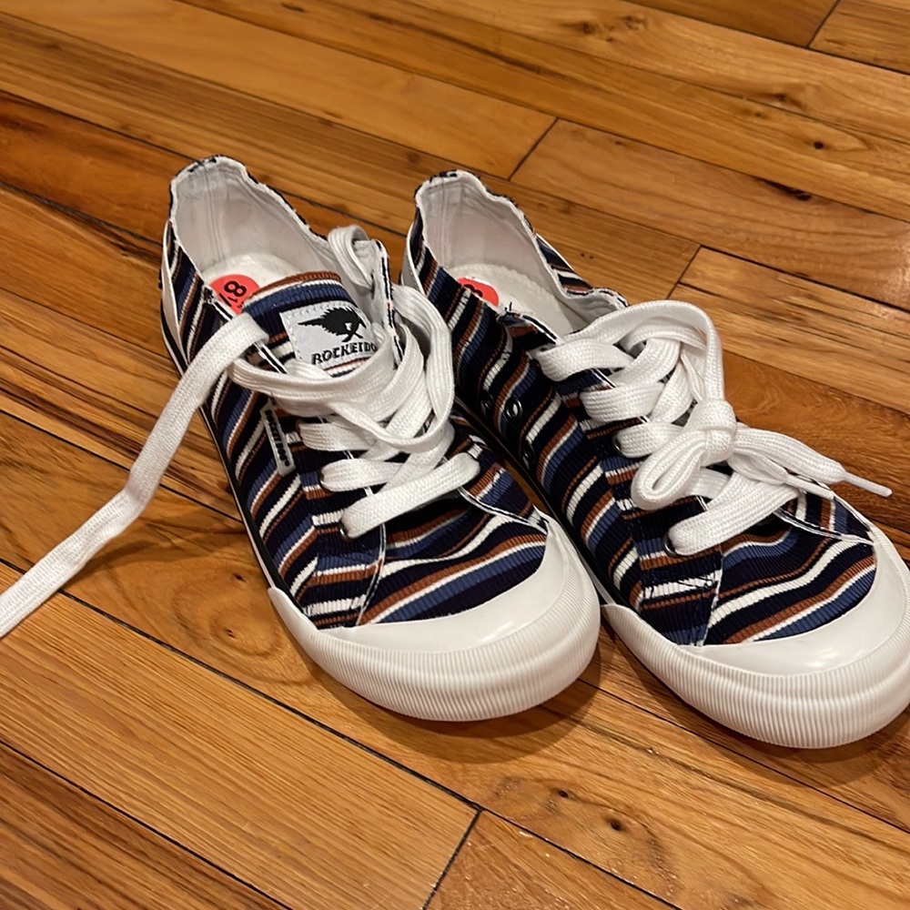 NWOT Rocket Dog Jazzin Chardon sneakers (new)